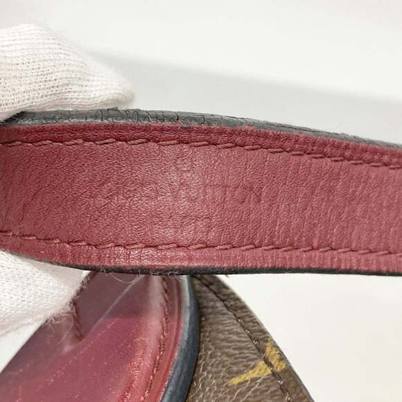 LOUIS VUITTON Authentic Brown Monogram Shoulder Bag - Picture 5 of 15